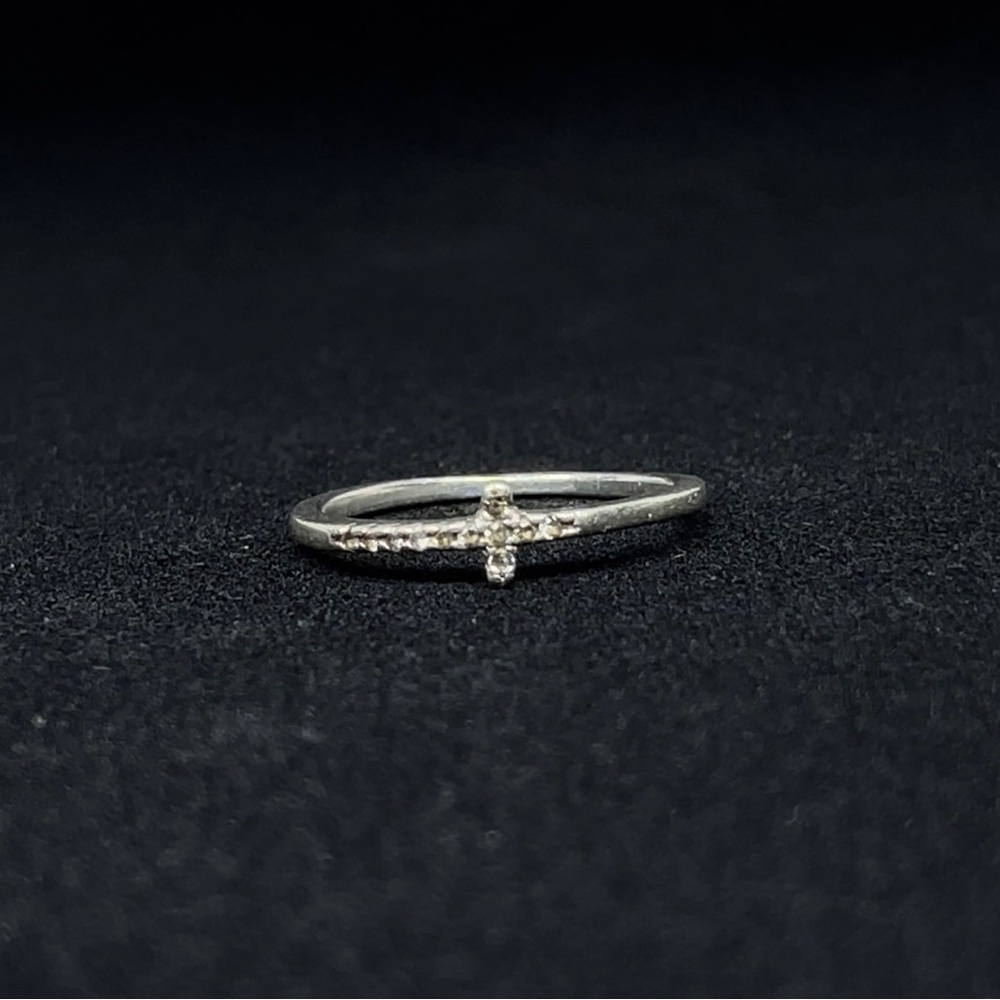 STERLING SILVER CROSS